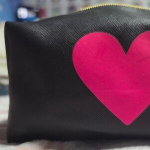 ELLE Paris Black Cosmetic Makeup Bag Pink Heart Gold Zipper Pouch Accessory